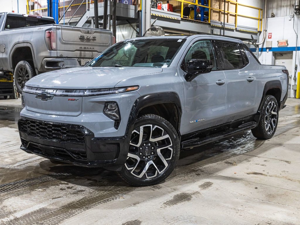 Chevrolet Silverado EV  2025 à St-Jérôme, Québec - 1 - w1024h768px