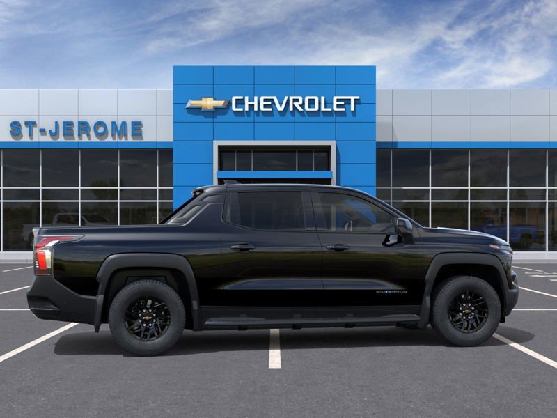 2026 Chevrolet Silverado EV in St-Jérôme, Quebec - 5 - w1024h768px