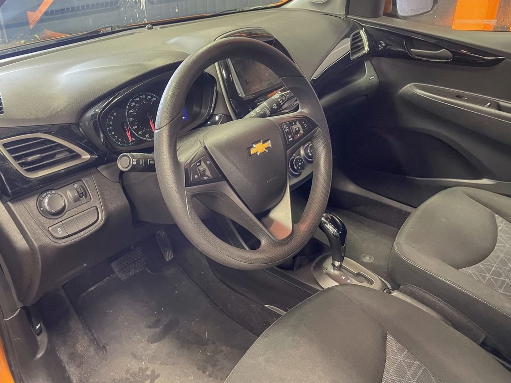 Chevrolet Spark  2019 à St-Jérôme, Québec - 3 - w1024h768px