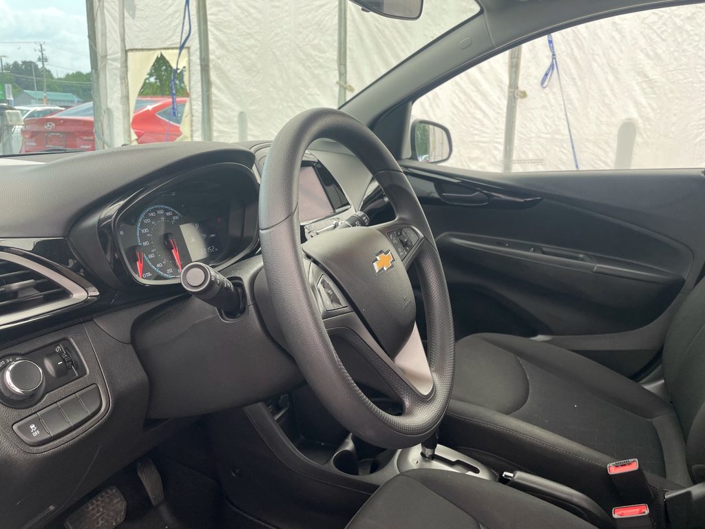 2020 Chevrolet Spark in St-Jérôme, Quebec - 3 - w1024h768px