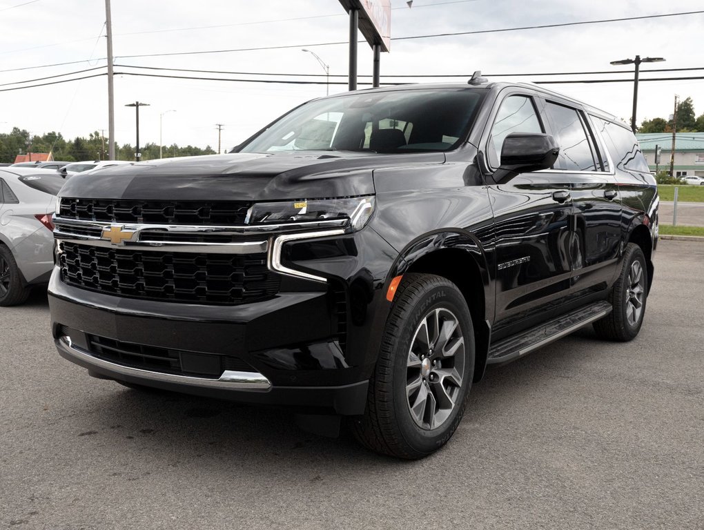 Chevrolet Suburban  2024 à St-Jérôme, Québec - 1 - w1024h768px