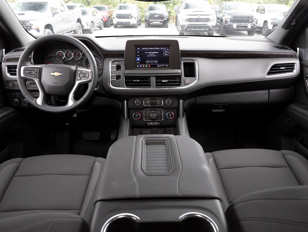 2024 Chevrolet Suburban in St-Jérôme, Quebec - 4 - w1024h768px