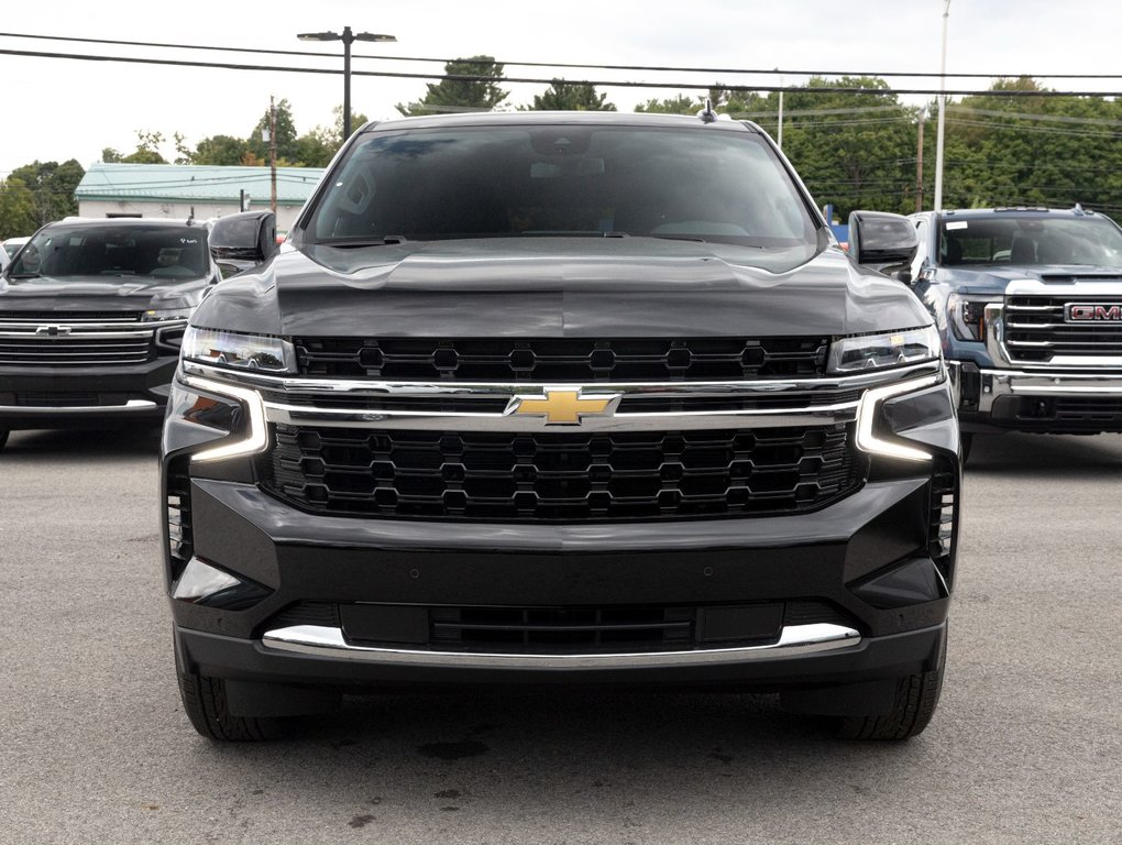 2024 Chevrolet Suburban in St-Jérôme, Quebec - 2 - w1024h768px