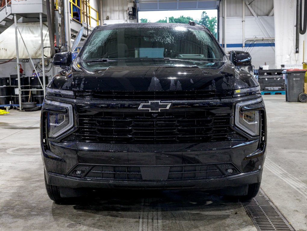 Chevrolet Suburban  2025 à St-Jérôme, Québec - 2 - w1024h768px