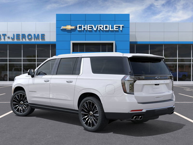 Chevrolet Suburban  2025 à St-Jérôme, Québec - 3 - w1024h768px