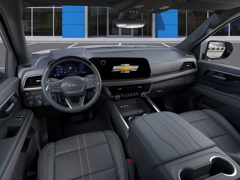 Chevrolet Suburban  2025 à St-Jérôme, Québec - 15 - w1024h768px