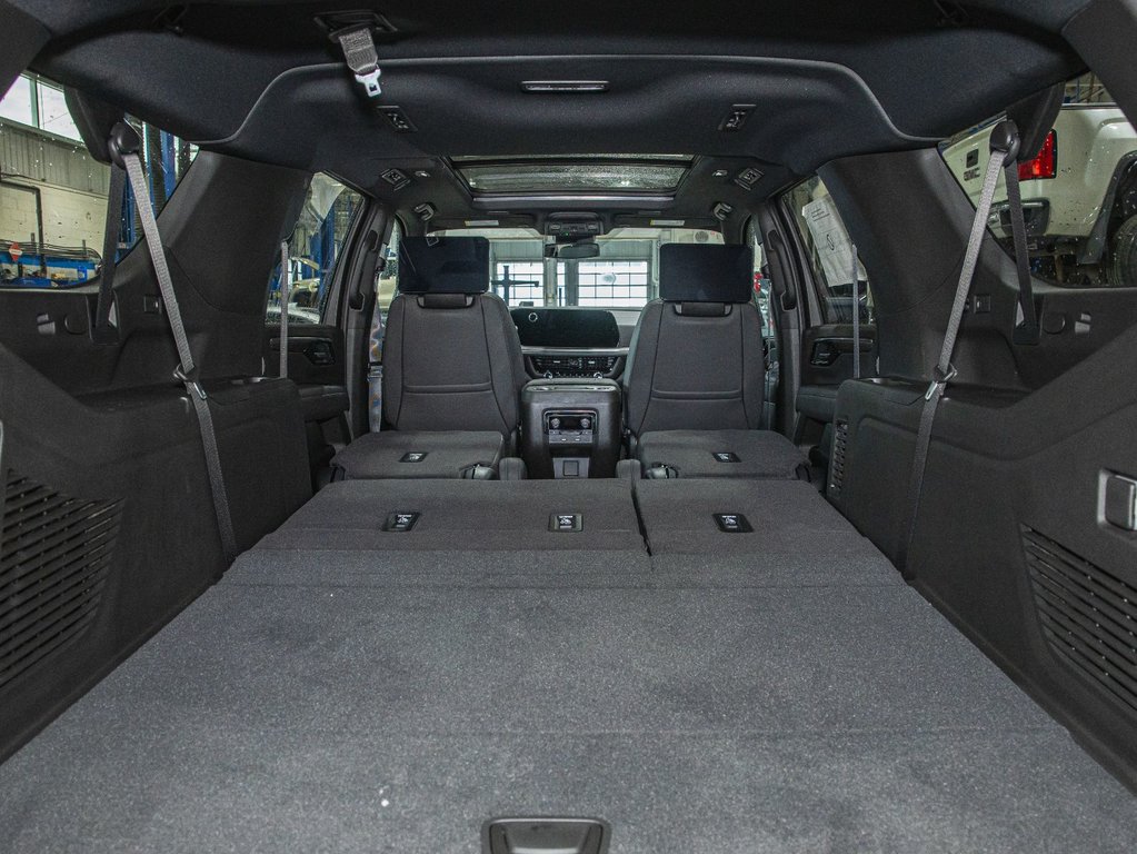 Chevrolet Suburban  2025 à St-Jérôme, Québec - 35 - w1024h768px