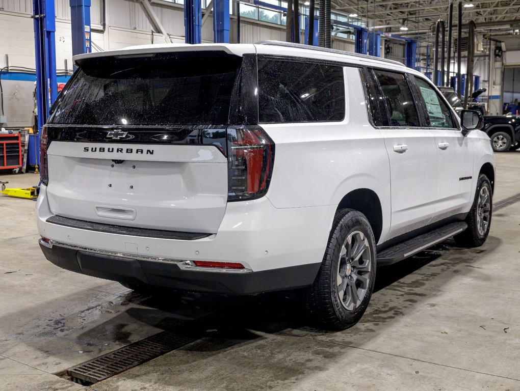 Chevrolet Suburban  2025 à St-Jérôme, Québec - 9 - w1024h768px