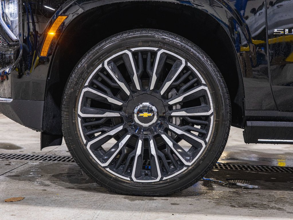 2026 Chevrolet Suburban in St-Jérôme, Quebec - 42 - w1024h768px