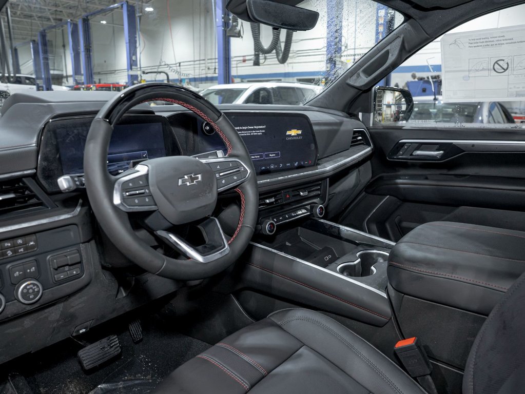 Chevrolet Suburban  2026 à St-Jérôme, Québec - 13 - w1024h768px