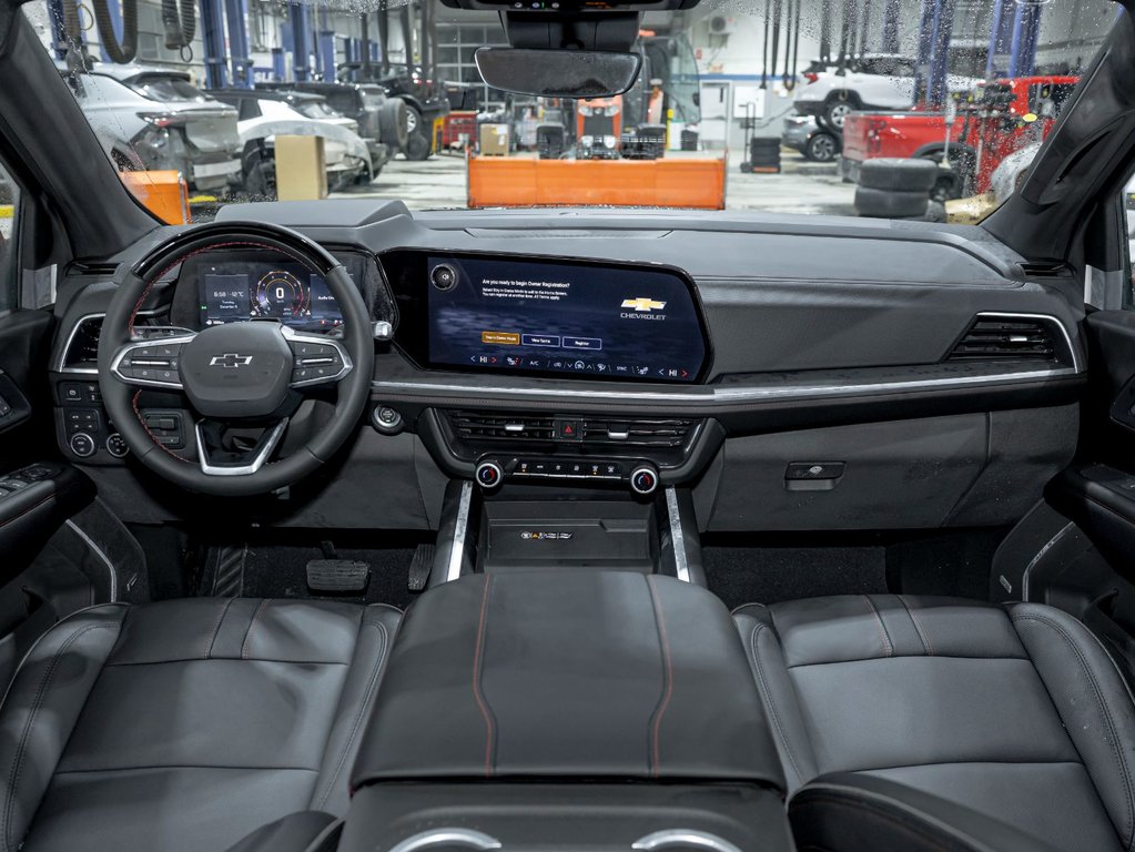 Chevrolet Suburban  2026 à St-Jérôme, Québec - 4 - w1024h768px