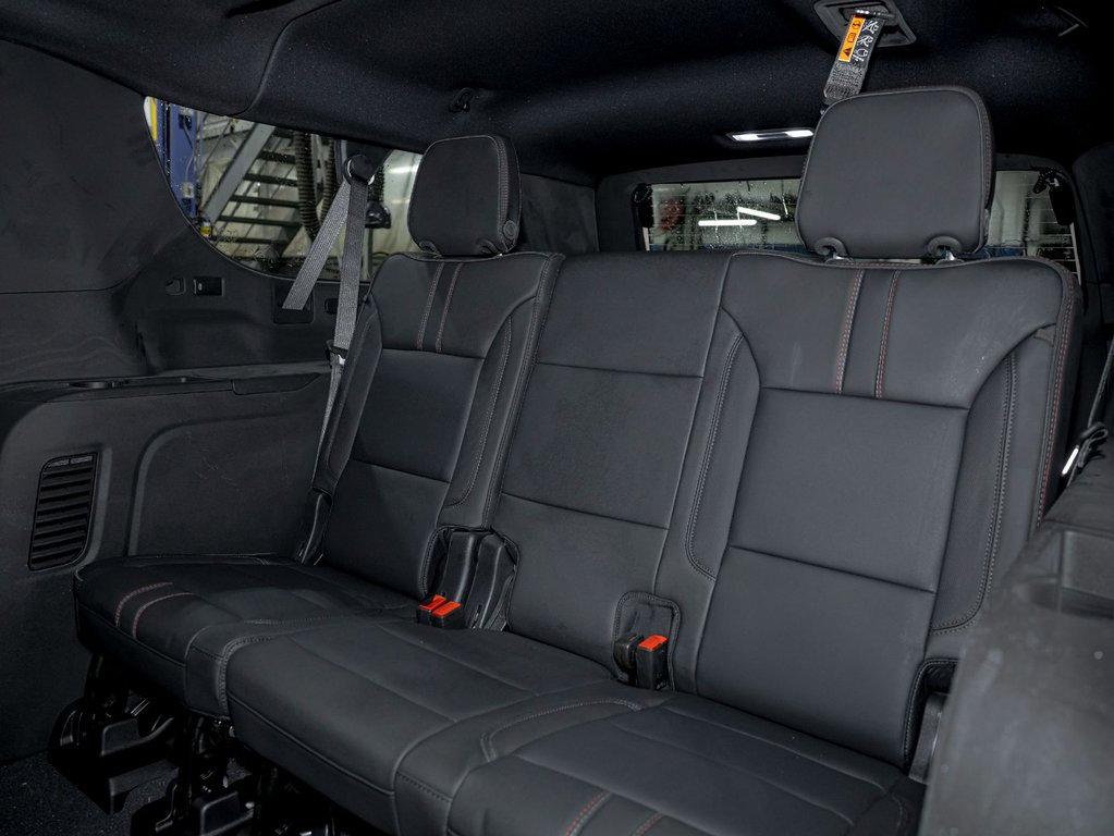 Chevrolet Suburban  2026 à St-Jérôme, Québec - 35 - w1024h768px