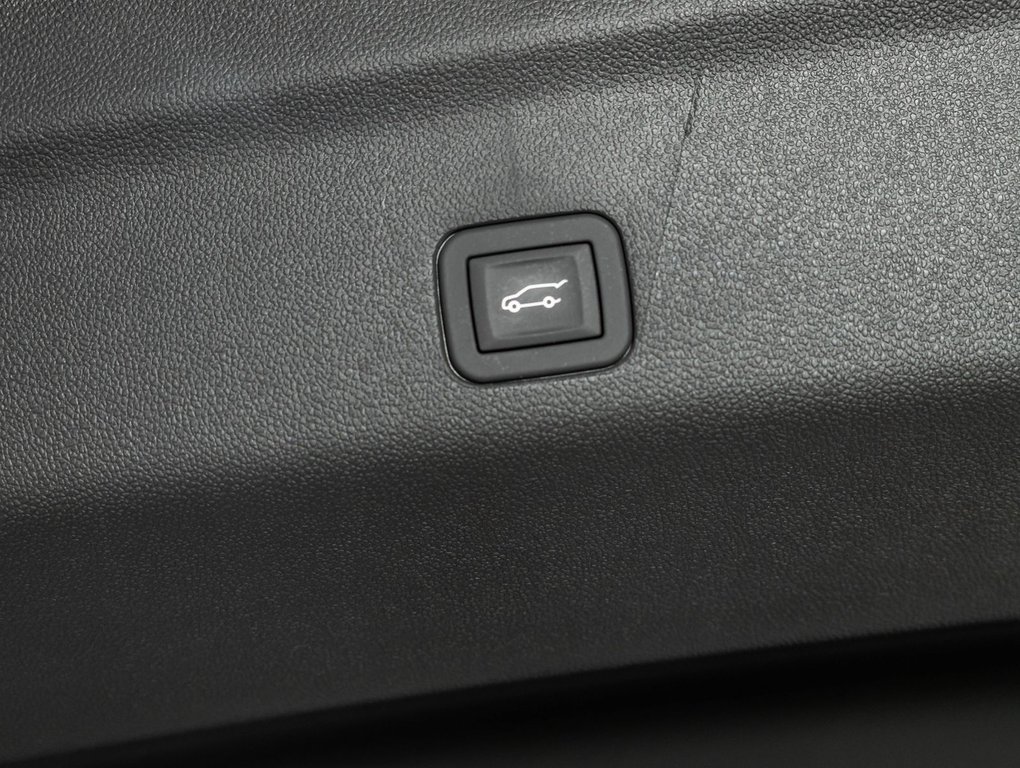 Chevrolet Suburban  2026 à St-Jérôme, Québec - 35 - w1024h768px