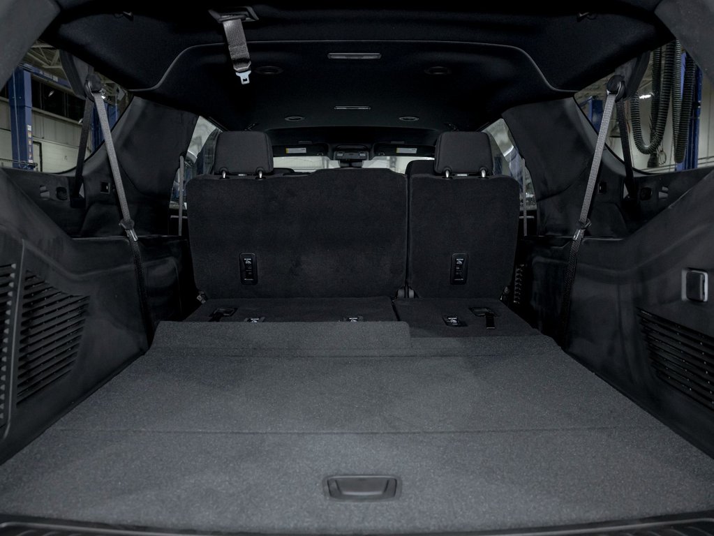 Chevrolet Suburban  2026 à St-Jérôme, Québec - 31 - w1024h768px