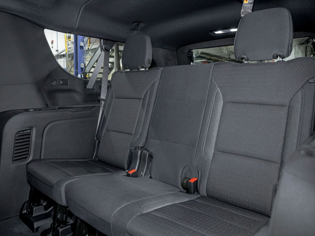 Chevrolet Suburban  2026 à St-Jérôme, Québec - 30 - w1024h768px