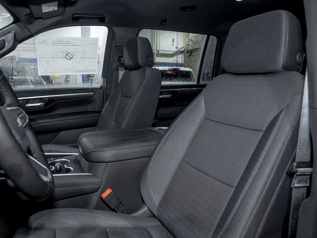 Chevrolet Suburban  2026 à St-Jérôme, Québec - 11 - w1024h768px