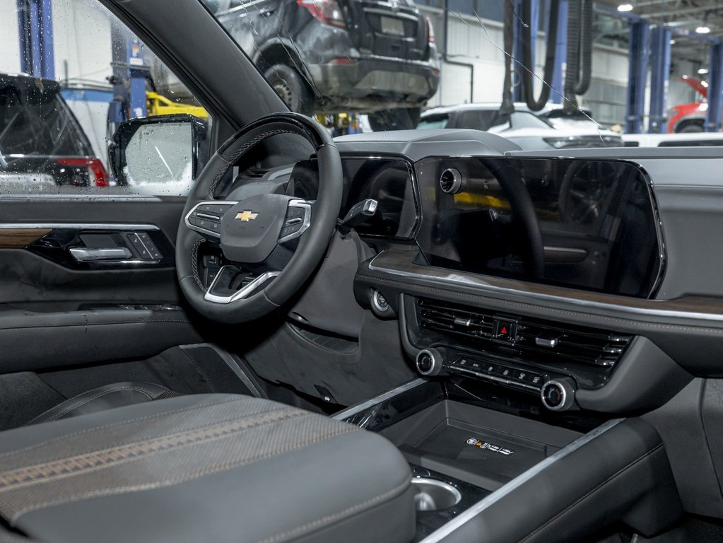 Chevrolet Suburban  2026 à St-Jérôme, Québec - 32 - w1024h768px