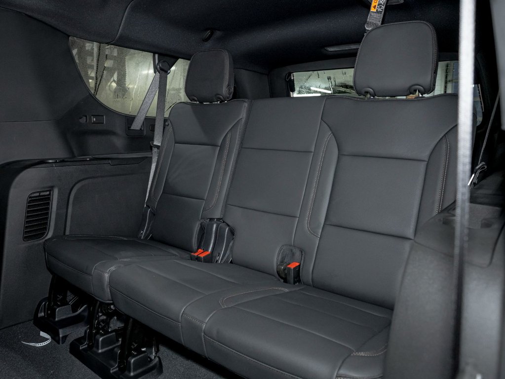 Chevrolet Suburban  2026 à St-Jérôme, Québec - 35 - w1024h768px