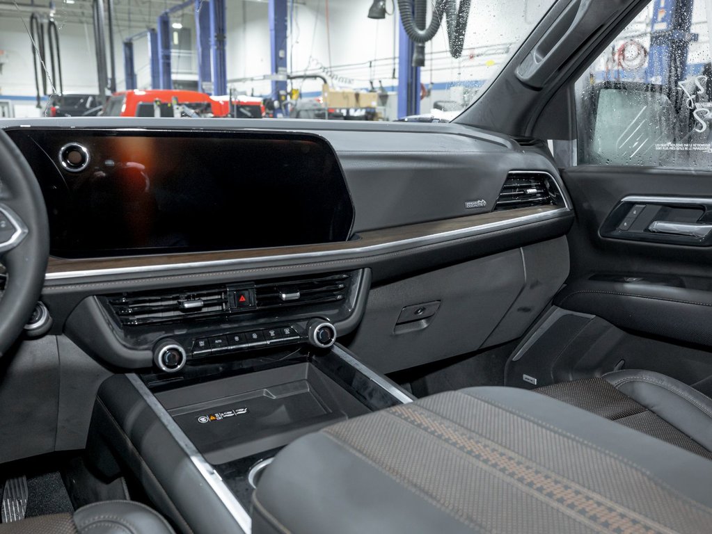 Chevrolet Suburban  2026 à St-Jérôme, Québec - 23 - w1024h768px