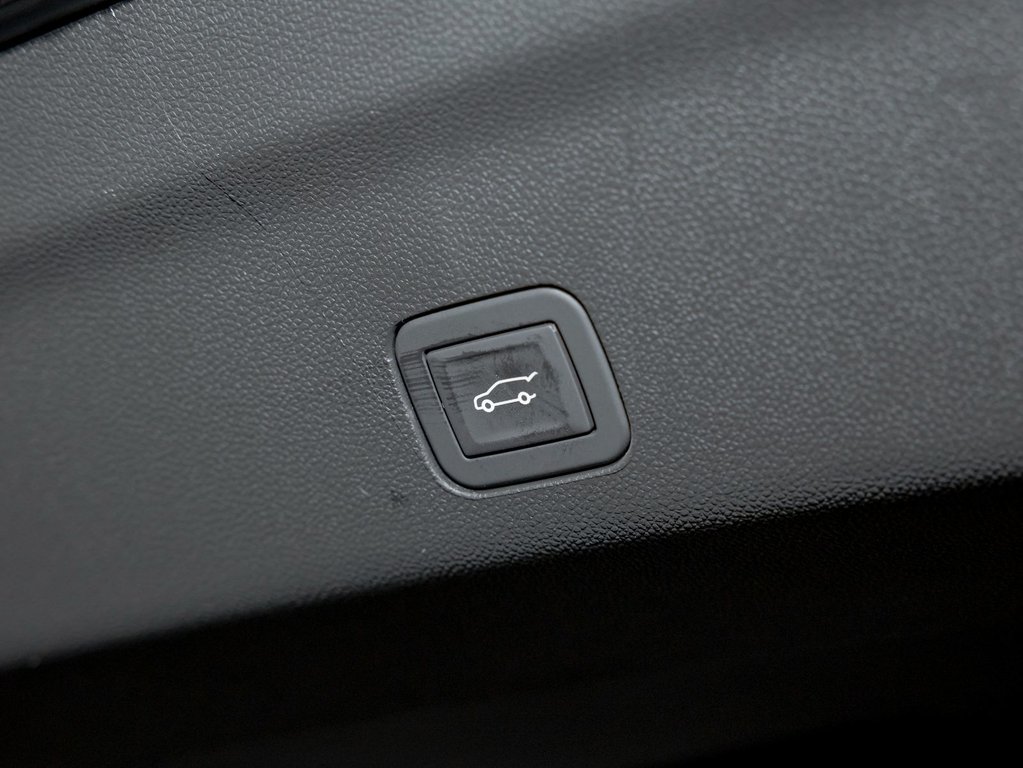 Chevrolet Suburban  2026 à St-Jérôme, Québec - 40 - w1024h768px