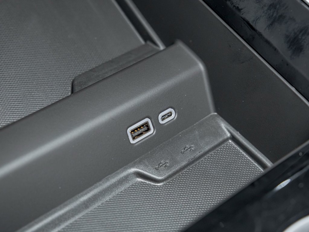 Chevrolet Suburban  2026 à St-Jérôme, Québec - 30 - w1024h768px