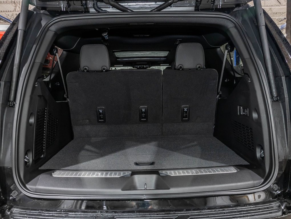 Chevrolet Suburban  2026 à St-Jérôme, Québec - 33 - w1024h768px