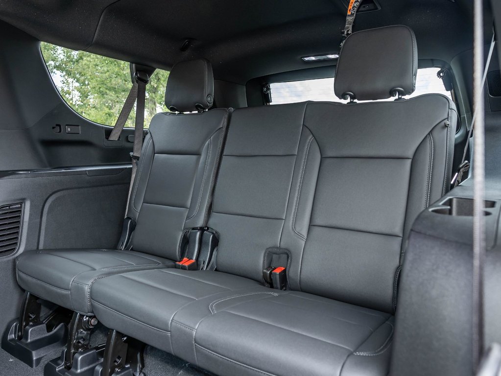2026 Chevrolet Suburban in St-Jérôme, Quebec - 28 - w1024h768px
