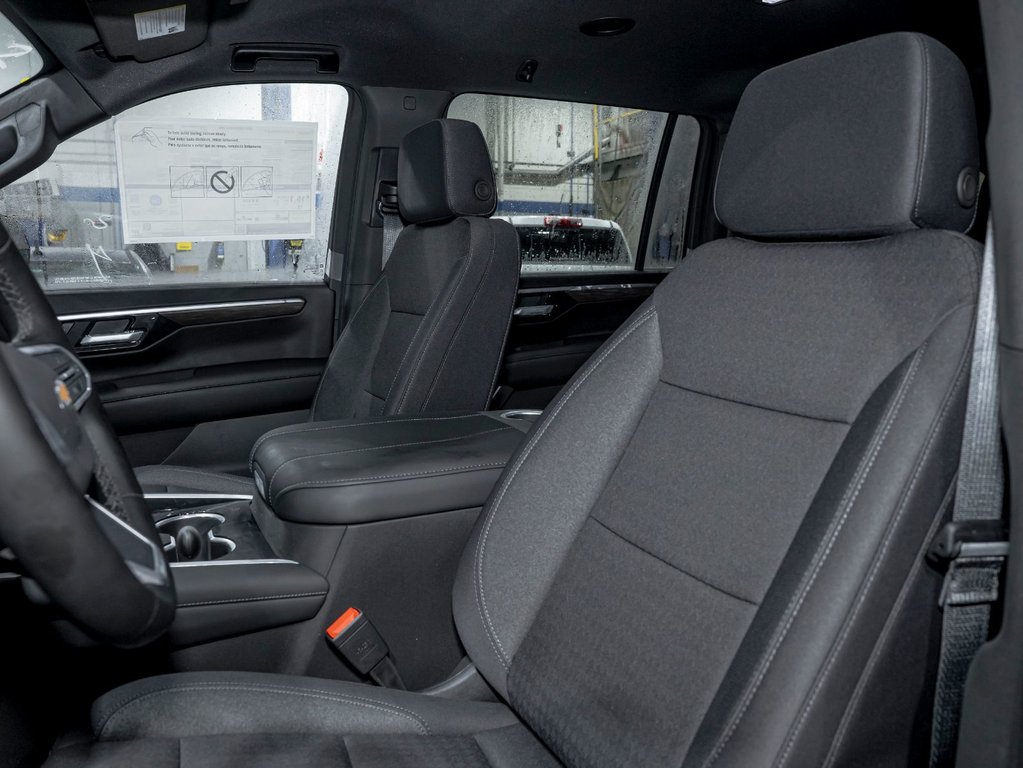 2026 Chevrolet Suburban in St-Jérôme, Quebec - 11 - w1024h768px