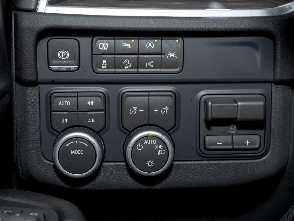 2026 Chevrolet Suburban in St-Jérôme, Quebec - 20 - w1024h768px