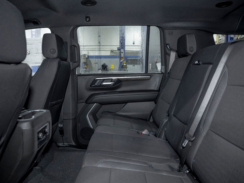2026 Chevrolet Suburban in St-Jérôme, Quebec - 25 - w1024h768px