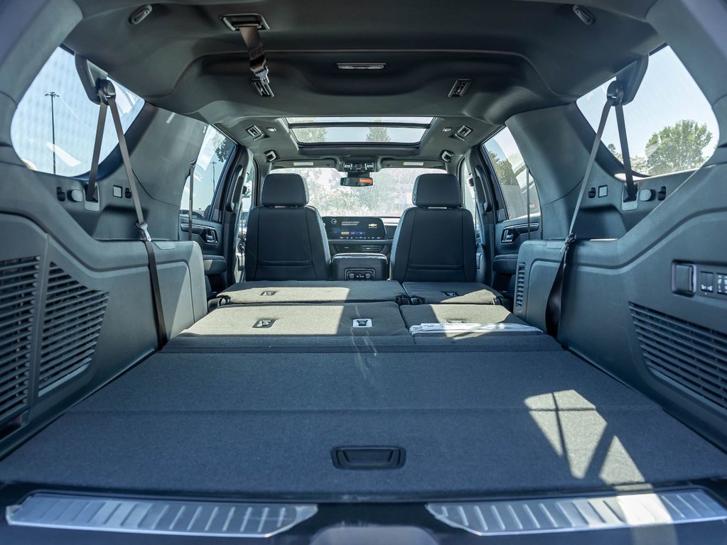 2026 Chevrolet Suburban in St-Jérôme, Quebec - 32 - w1024h768px