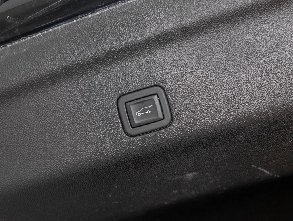 Chevrolet Tahoe  2023 à St-Jérôme, Québec - 35 - w1024h768px