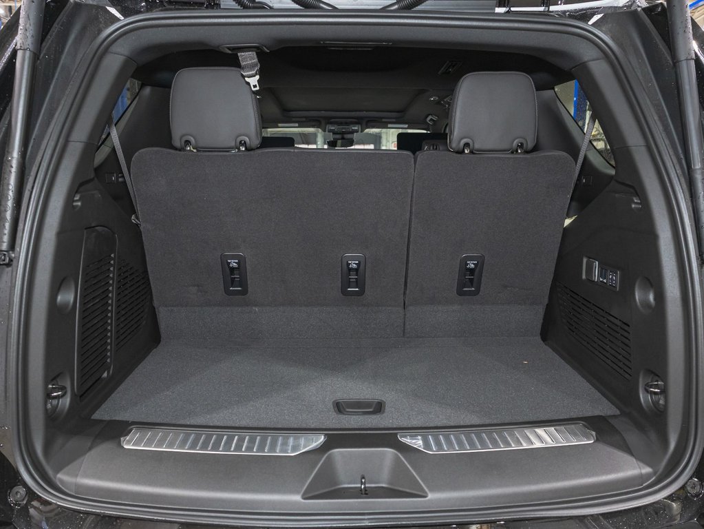 Chevrolet Tahoe  2025 à St-Jérôme, Québec - 35 - w1024h768px