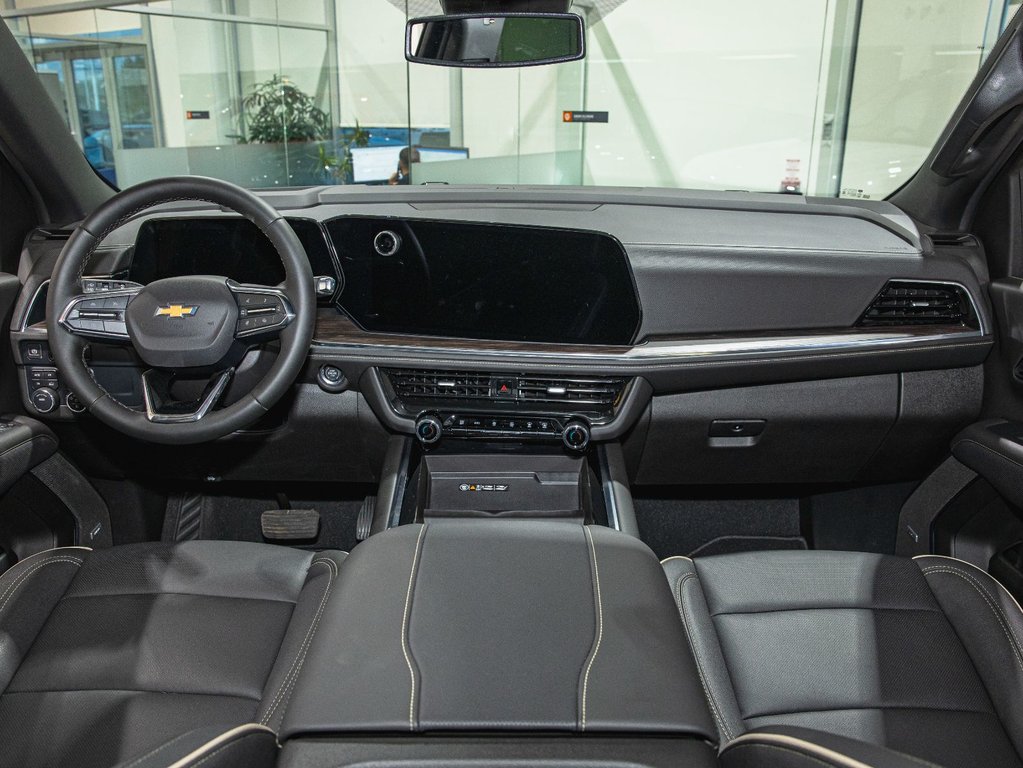 2025 Chevrolet Tahoe in St-Jérôme, Quebec - 4 - w1024h768px