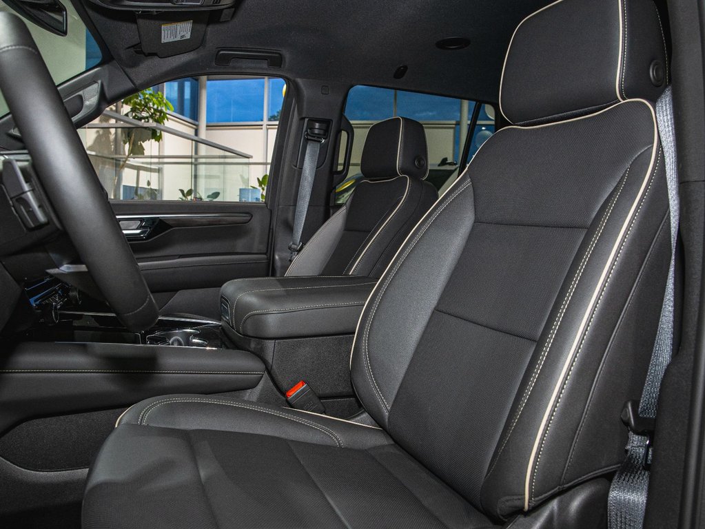 2025 Chevrolet Tahoe in St-Jérôme, Quebec - 10 - w1024h768px