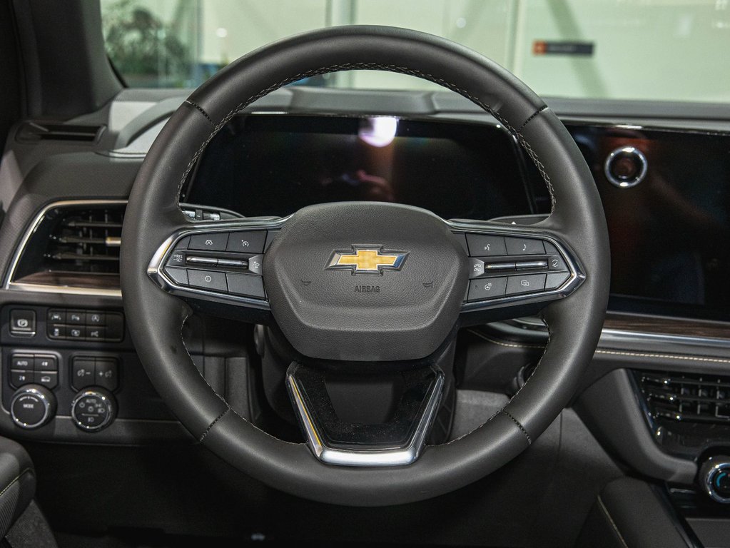 2025 Chevrolet Tahoe in St-Jérôme, Quebec - 12 - w1024h768px
