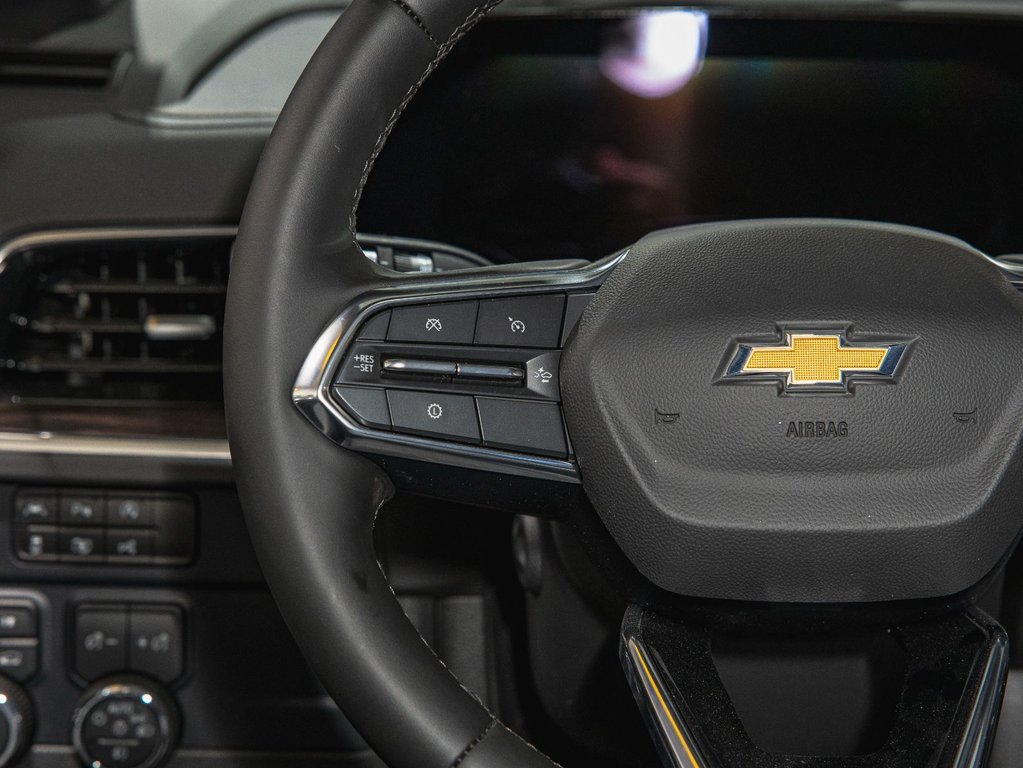 2025 Chevrolet Tahoe in St-Jérôme, Quebec - 14 - w1024h768px