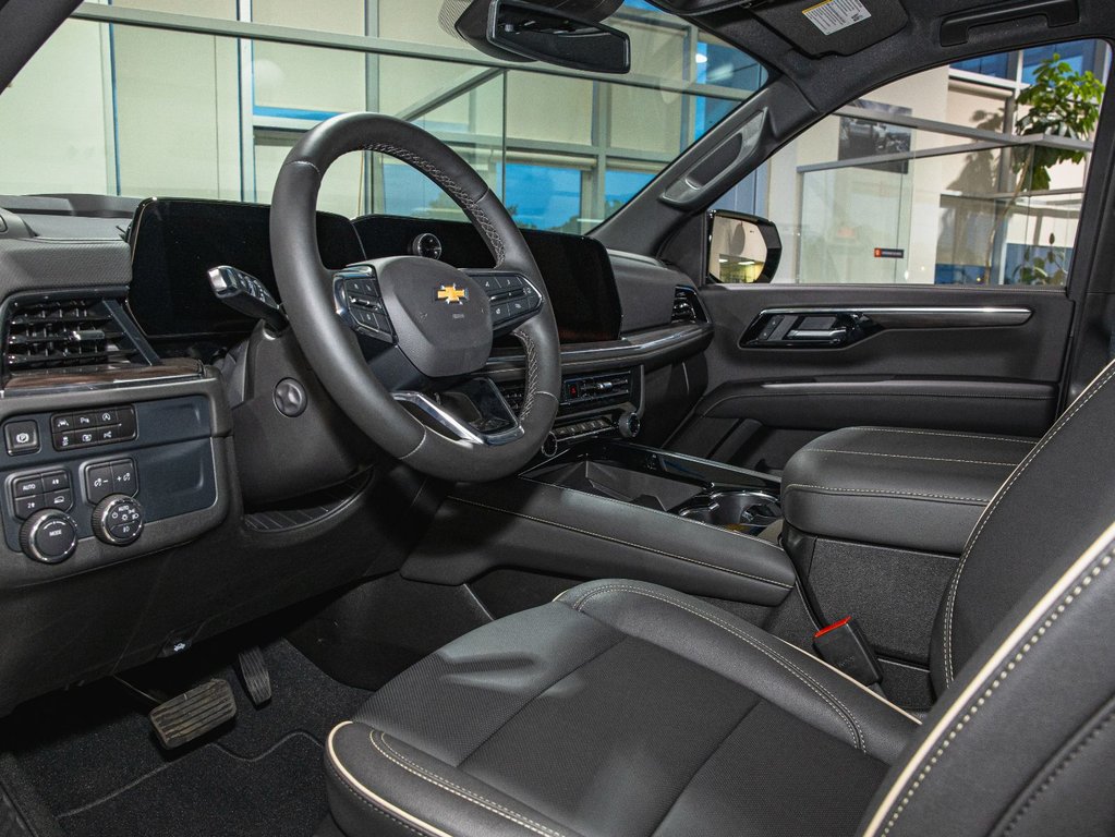 2025 Chevrolet Tahoe in St-Jérôme, Quebec - 11 - w1024h768px