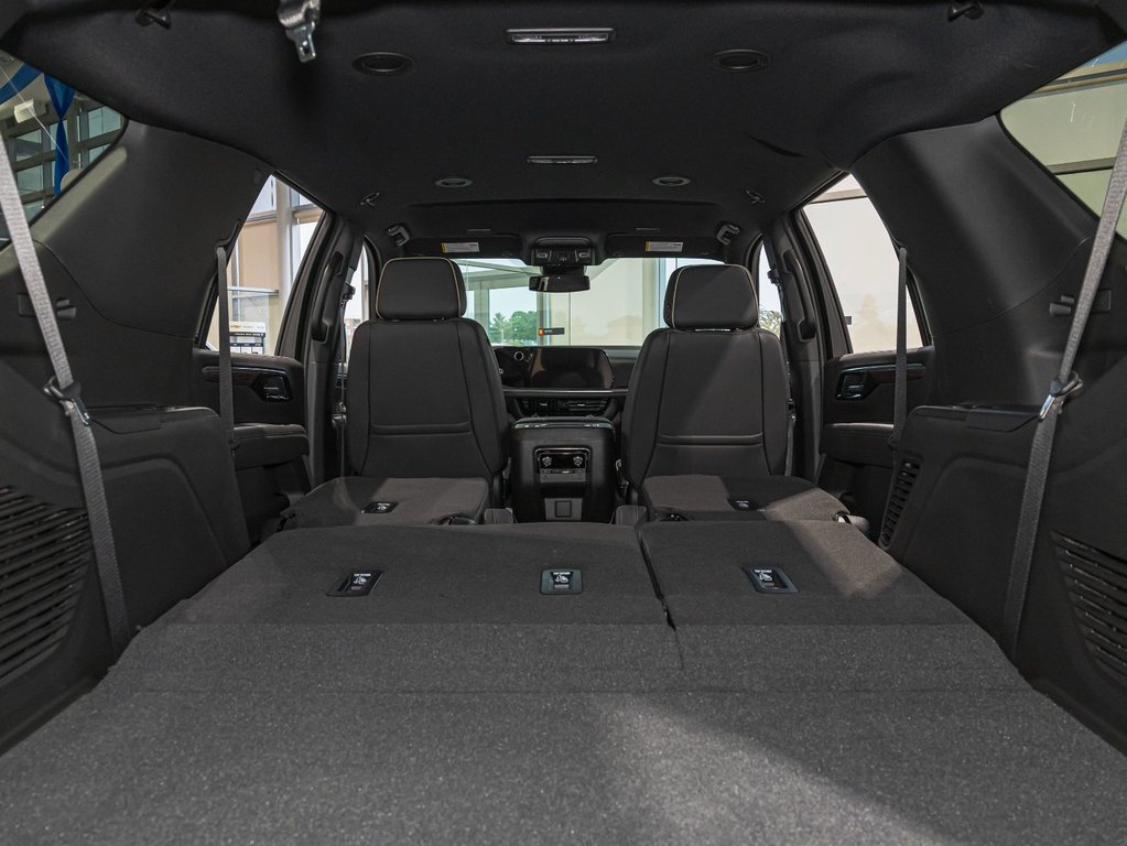 2025 Chevrolet Tahoe in St-Jérôme, Quebec - 34 - w1024h768px