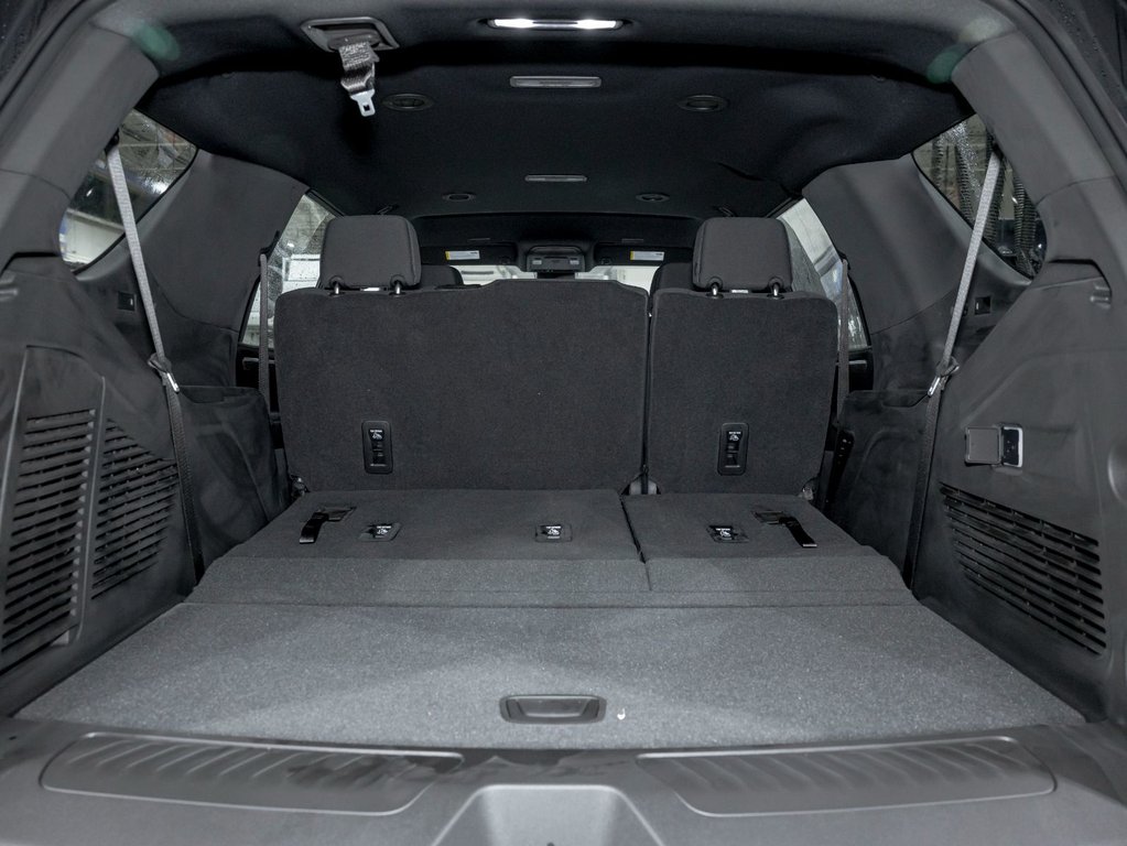 2026 Chevrolet Tahoe in St-Jérôme, Quebec - 32 - w1024h768px