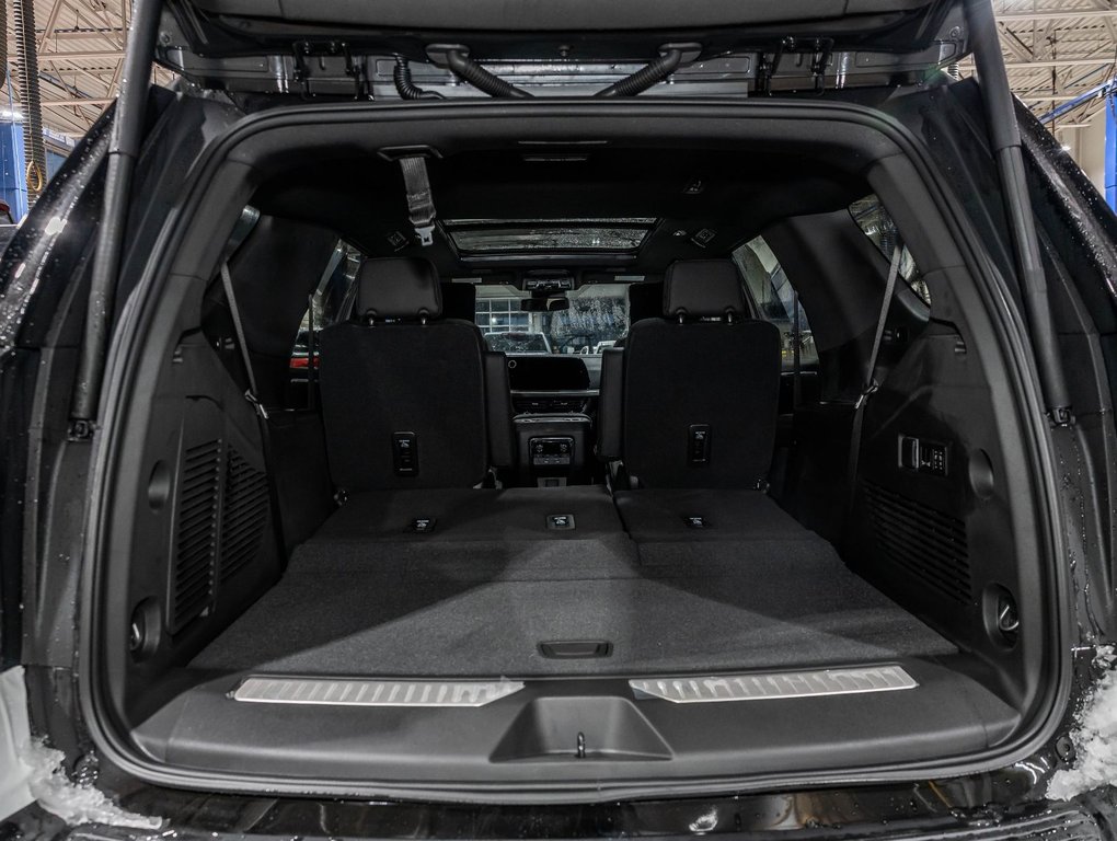 2026 Chevrolet Tahoe in St-Jérôme, Quebec - 35 - w1024h768px