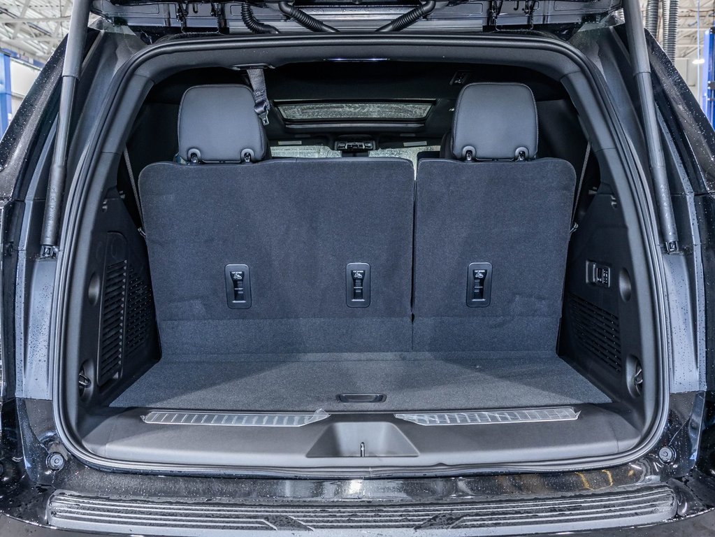 2026 Chevrolet Tahoe in St-Jérôme, Quebec - 34 - w1024h768px