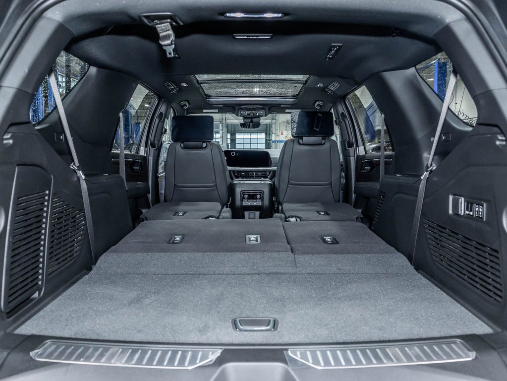 2026 Chevrolet Tahoe in St-Jérôme, Quebec - 32 - w1024h768px