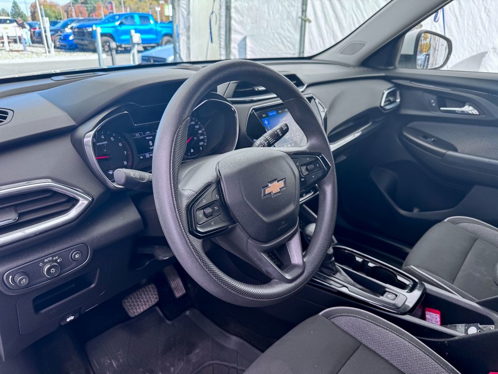 2021 Chevrolet Trailblazer in St-Jérôme, Quebec - 3 - w1024h768px