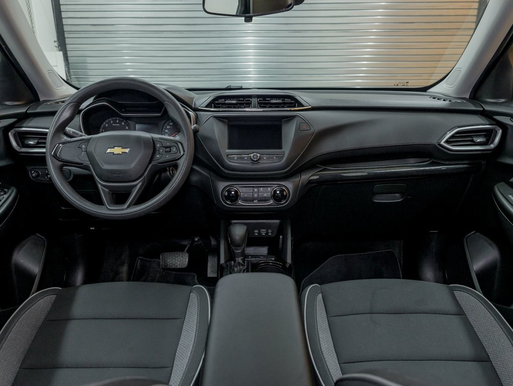 Chevrolet Trailblazer  2021 à St-Jérôme, Québec - 11 - w1024h768px