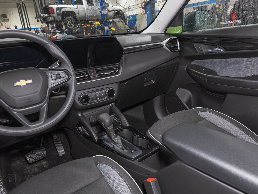 Chevrolet Trailblazer  2025 à St-Jérôme, Québec - 19 - w1024h768px