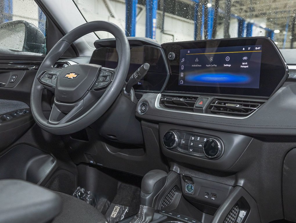 2025 Chevrolet Trailblazer in St-Jérôme, Quebec - 25 - w1024h768px