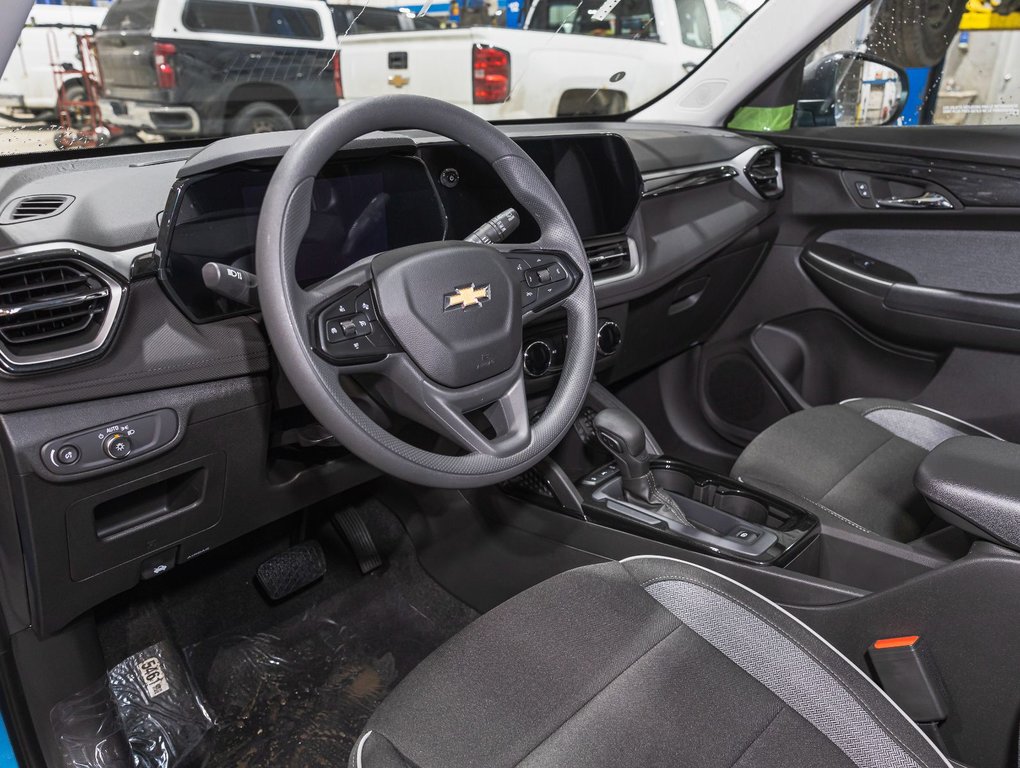 Chevrolet Trailblazer  2025 à St-Jérôme, Québec - 11 - w1024h768px