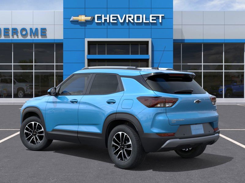 Chevrolet Trailblazer  2026 à St-Jérôme, Québec - 3 - w1024h768px