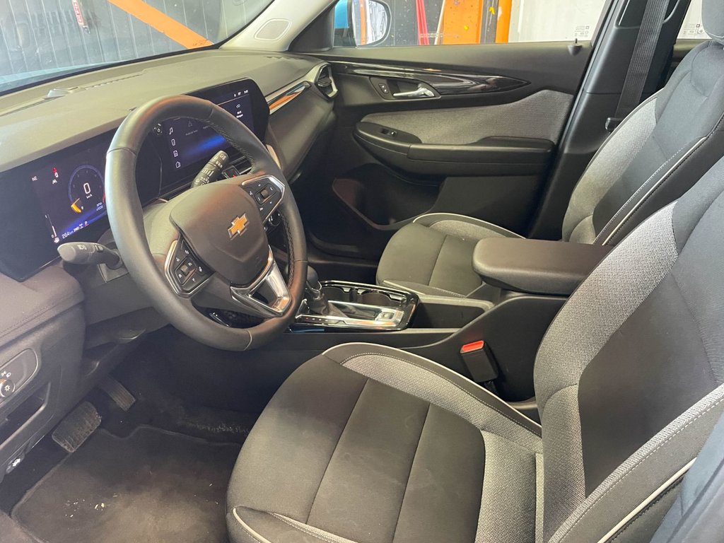 Chevrolet Trailblazer  2026 à St-Jérôme, Québec - 3 - w1024h768px